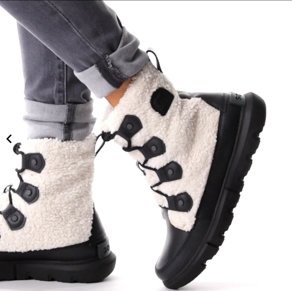Sorel Boots - Picture 9 of 17